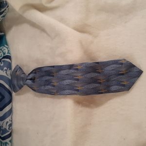 Boys tie